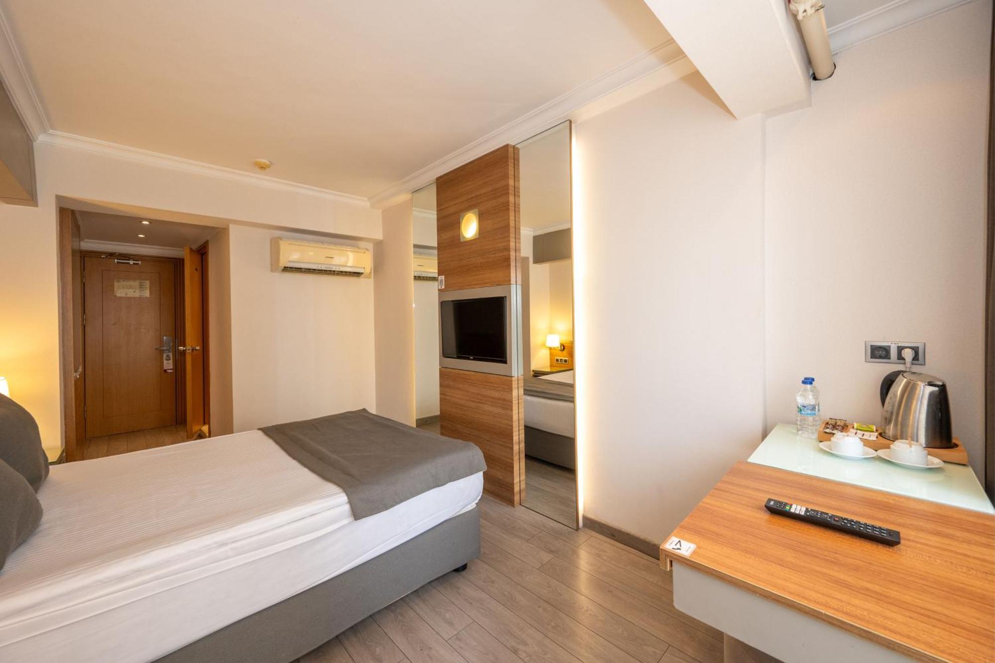 Klas Old Hotel 4*